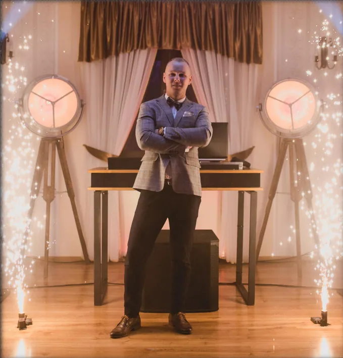 DJ i konferansjer na wesele