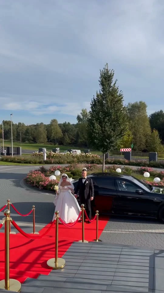 Aleksandra i Mateusz — kadr z rolki ślubnej