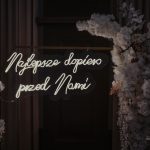 Napis led Najlepsze dopiero przed nami